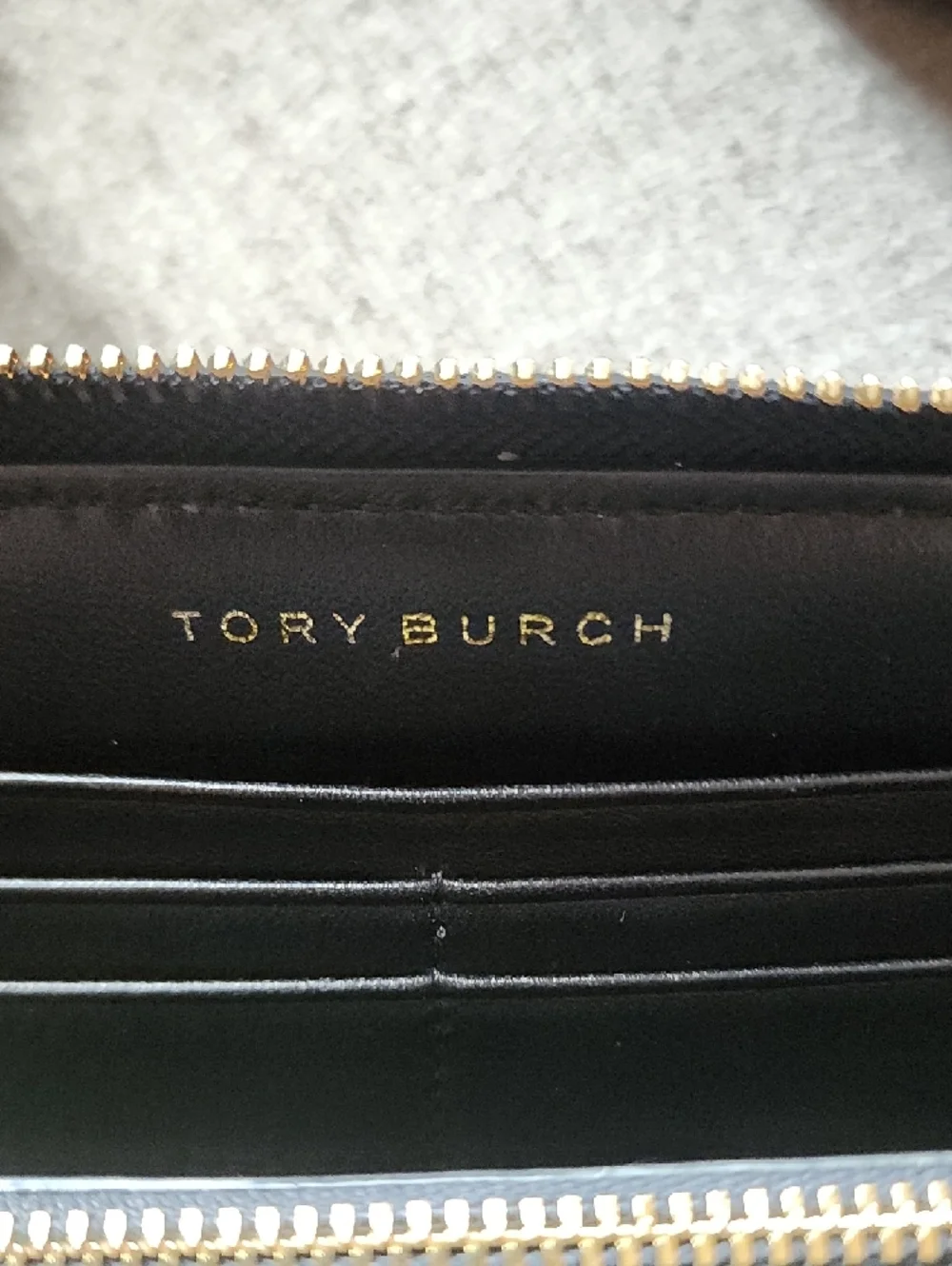 Tory Burch Black Leather Chain Shoulder Bag Gold Hardware Classic Logo W Wallet